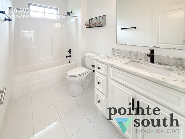 Building Photo - 10682 Noreaster Way