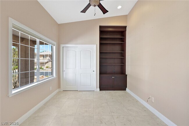 Building Photo - 9001 Crimson Clover Way