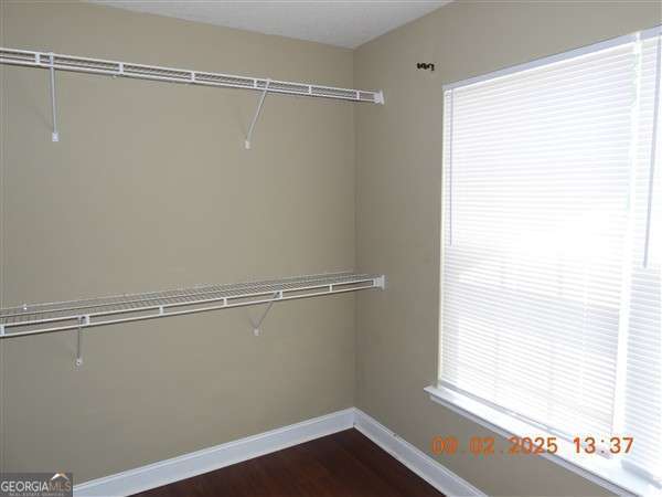 Building Photo - 146 Grandview Dr