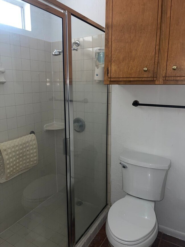 Building Photo - Flour Bluff 3 bedroom 2 bathroom