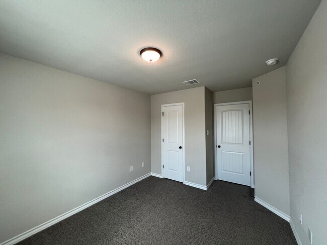 Building Photo - 6310 Luglio Ln