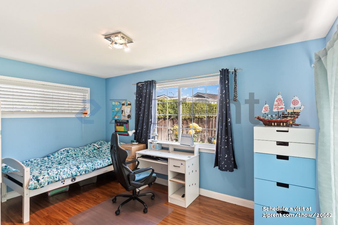 Building Photo - 3876 Dunford Way
