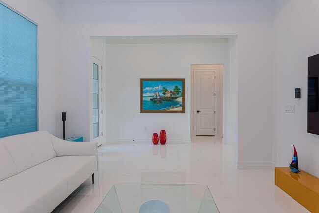 Building Photo - 10815 Stellar Cir