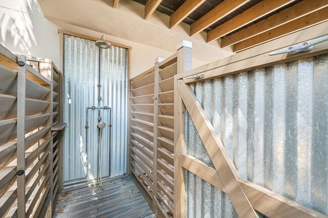 Building Photo - Historic Granada Terrace Home in St. Pete!!