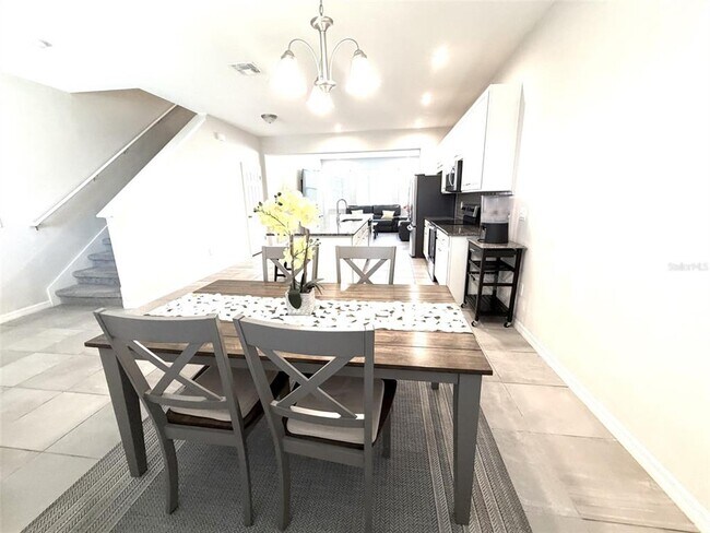 Building Photo - 15910 Marina Bay Dr