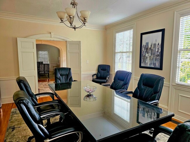 Building Photo - 3210 N Ocoee St