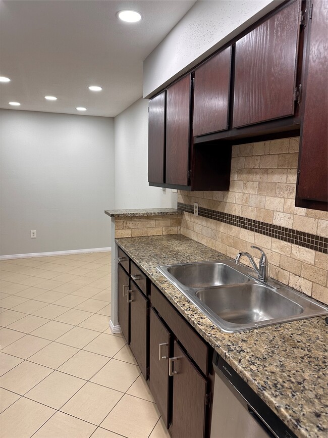 Building Photo - 8801 Hammerly Blvd