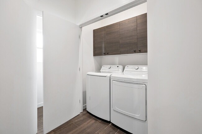 Building Photo - Brand new home in Garfield Historic District!