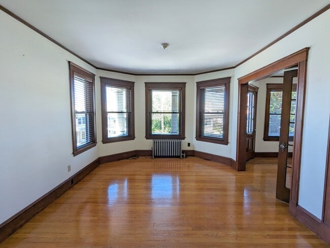 Building Photo - 138 North St