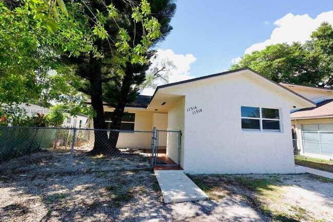 Primary Photo - 11316 Peachtree Dr