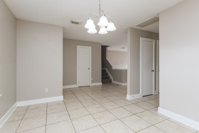 Building Photo - 10202 Farrell Dr