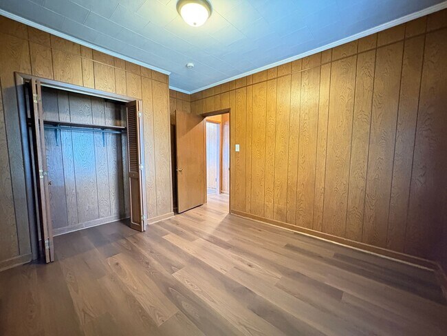 Building Photo - 507 Irene St