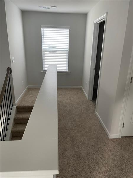 Building Photo - 92 Shelter Ln E