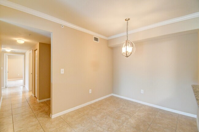 Building Photo - 6505 Emerald Dunes Dr