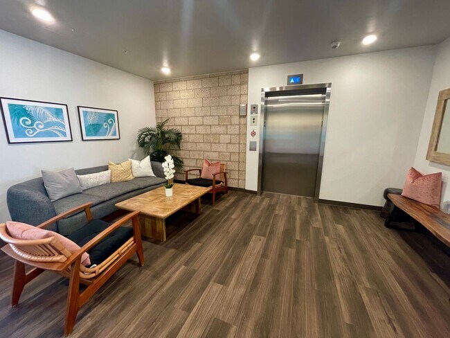 Building Photo - AVAILABLE MID-JUNE! BRAND NEW 1-Bedroom in...