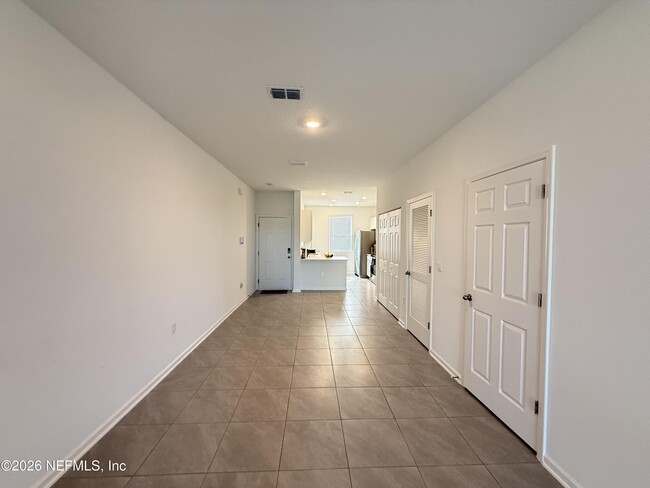 Building Photo - 88 Crisanto Rd