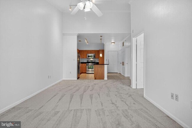 Building Photo - 12945 Centre Park Cir