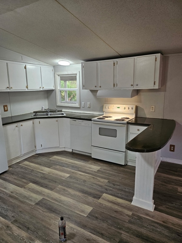 Building Photo - 750 Coaling Rd