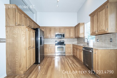 Building Photo - 12465 S Quail Ridge Dr