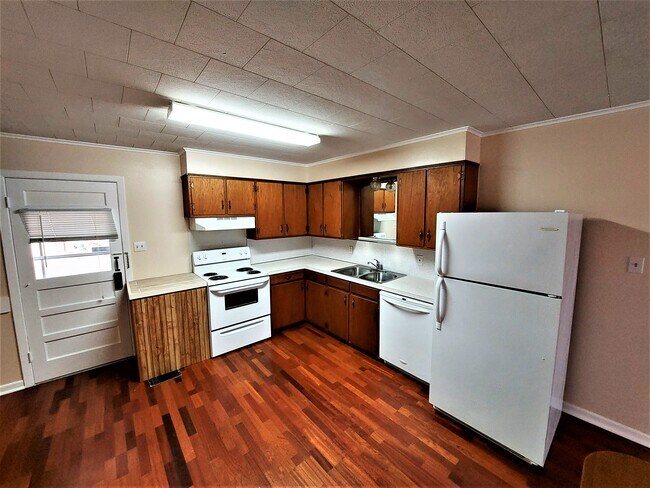 Building Photo - 903 Wright St