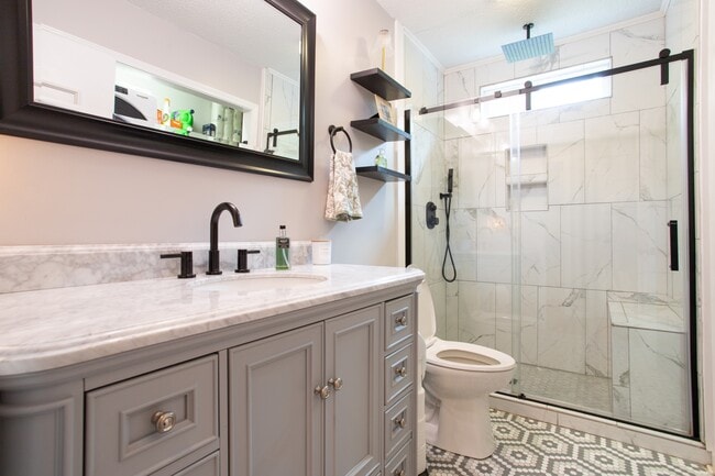 Building Photo - 1735 Kallaramo Rd