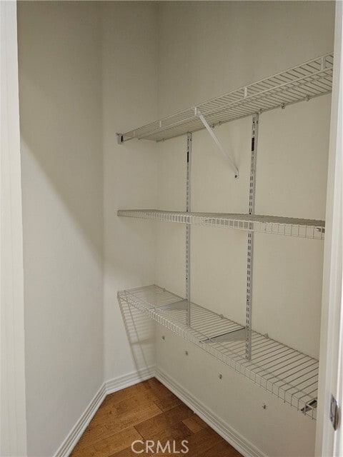 Building Photo - 214 S Alexandria Ave