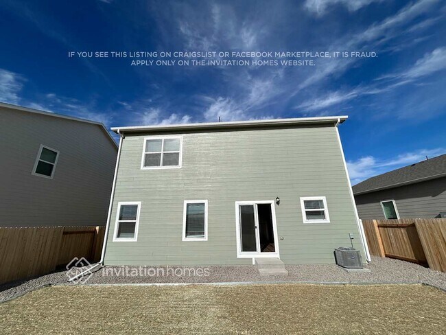 Building Photo - 2244 Alyssa St