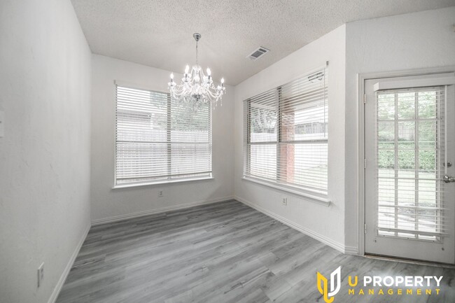 Building Photo - Stylish 3-Bedroom Home in Flower Mound