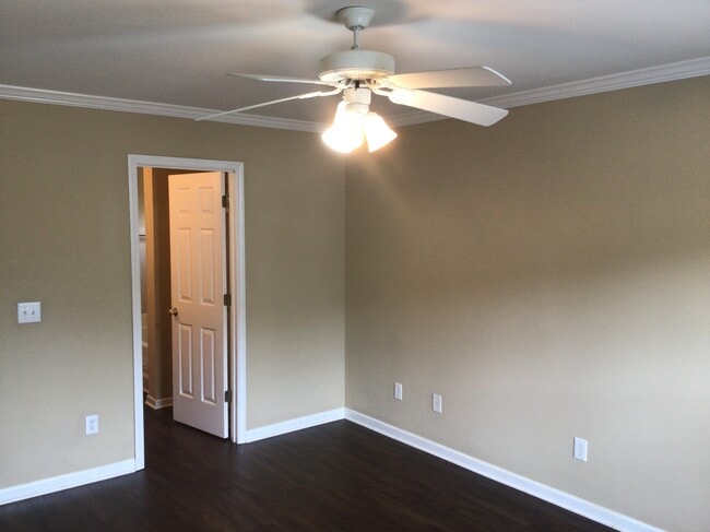 Building Photo - 423 Harvest Pine Road