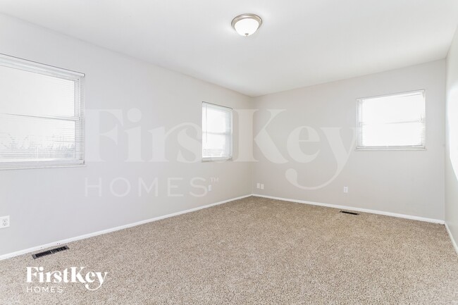 Building Photo - 11741 Hanover Rd