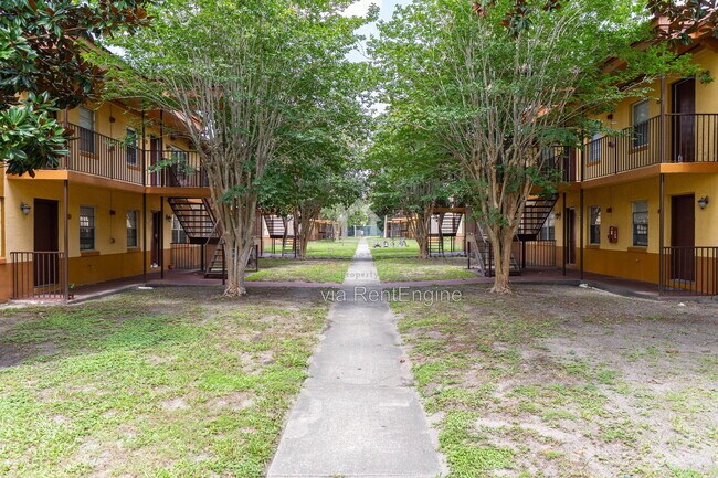 Building Photo - 748 Wyman Ct
