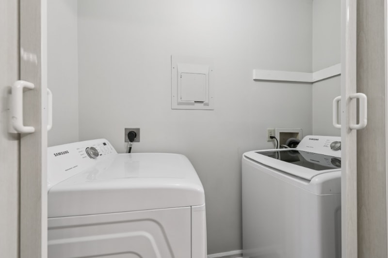 Building Photo - 2209 Hunters Run Dr