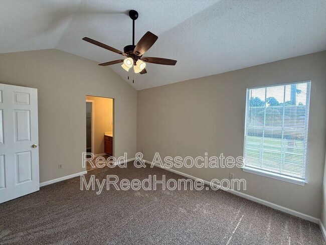 Building Photo - 4315 Bishop Hills Dr