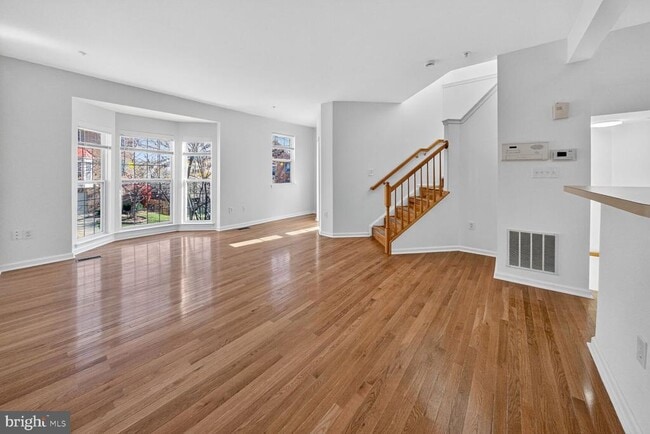 Building Photo - 1700 Peach Blossom Ct