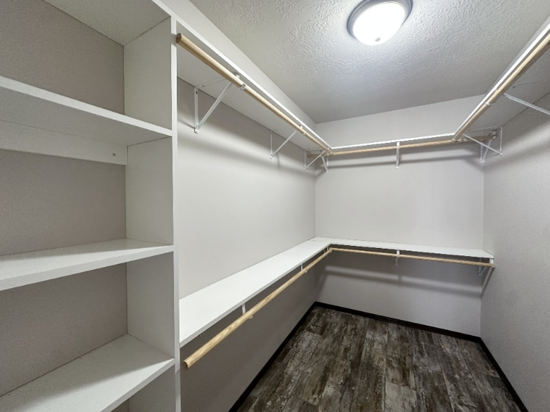 Building Photo - 293 Tiger Way Ct