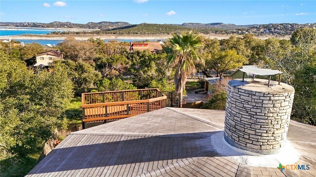 Building Photo - 1433 Riviera Dr