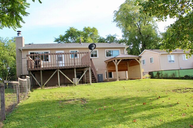 Building Photo - 2510 Ravinia Ln