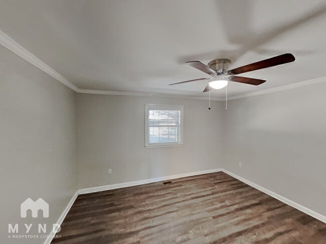 Building Photo - 3581 Travis Ln NW