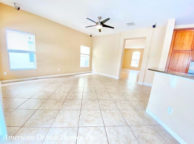 Building Photo - 10973 Willow Ridge Loop