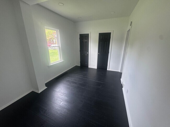 Building Photo - 3328 Denison Ave