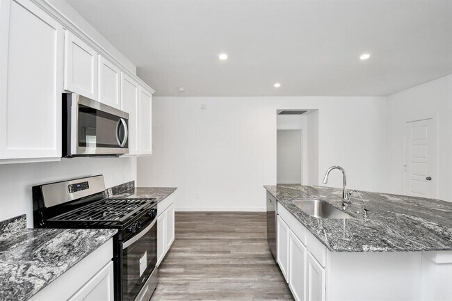 Building Photo - 8519 Swenson Ln
