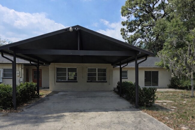 Building Photo - Spacious 3BR/2BA Home with 2-Car Carport & RV/Boat Parking