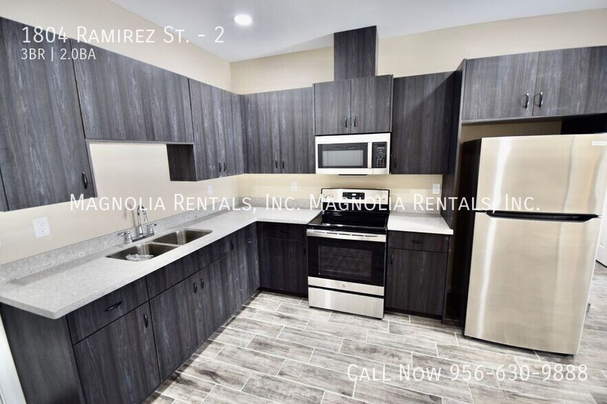 Building Photo - 1804 Ramirez St