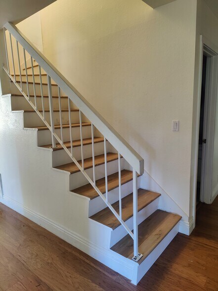 Building Photo - 17381 Canyon Heights Dr