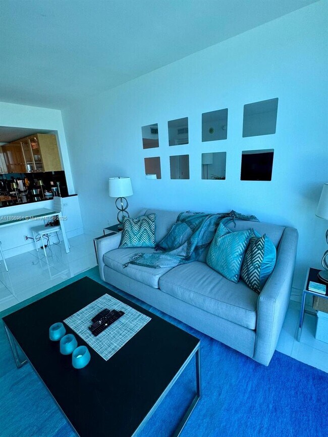 Building Photo - 6801 Collins Ave