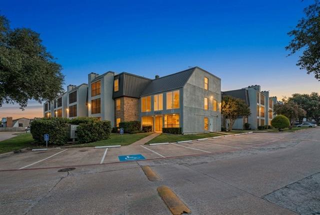 Building Photo - 11480 Audelia Rd
