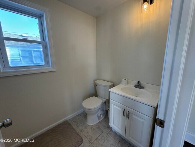 Building Photo - 207 Ocean Gate Ave