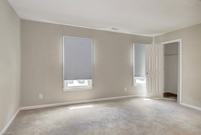 Building Photo - 435 Wayman Ln