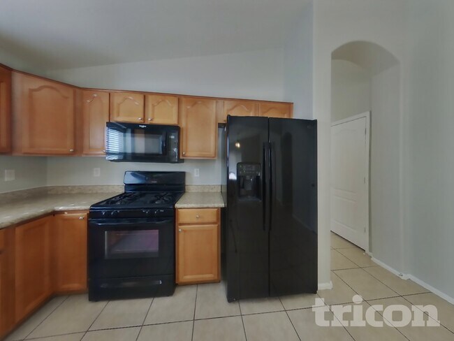 Building Photo - 2111 S 160th Ln