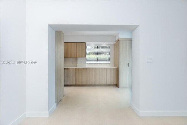 Building Photo - 1801 NE 173rd St